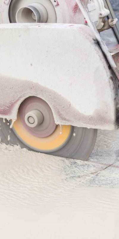 Sawing concrete in a diamond2